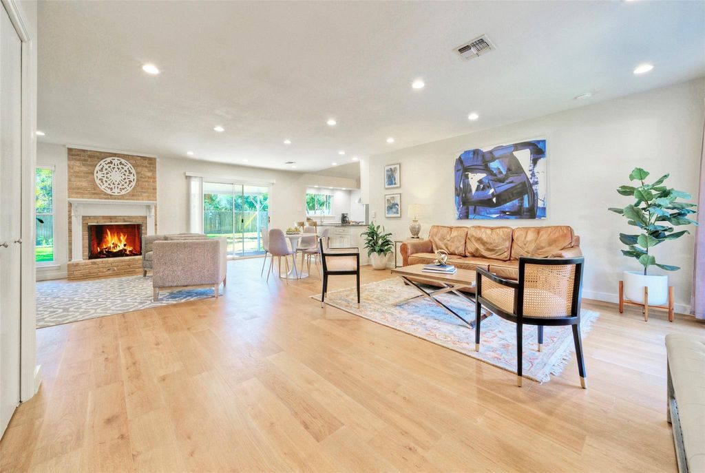 4601 Bilboa DR, Austin, TX 78759