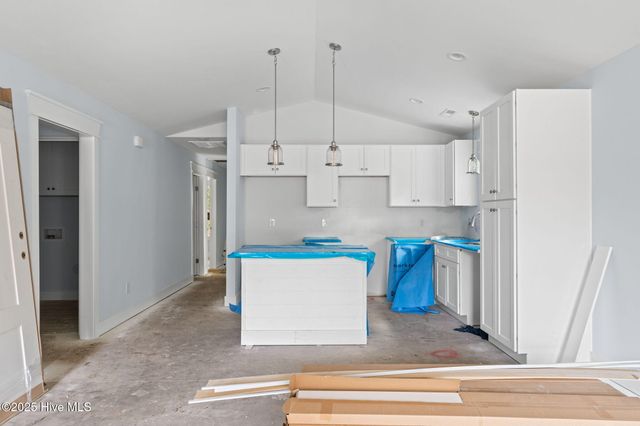 1200 N Caswell Avenue, Southport, NC 28461