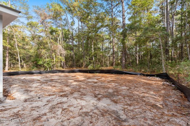 1200 N Caswell Avenue, Southport, NC 28461