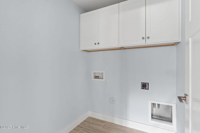 1200 N Caswell Avenue, Southport, NC 28461