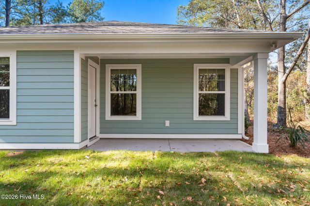 1200 N Caswell Avenue, Southport, NC 28461