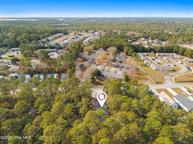 1200 N Caswell Avenue, Southport, NC 28461