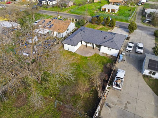 4904 Tulsa Ave, Olivehurst, CA 95961