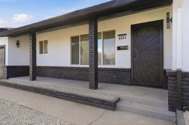 4904 Tulsa Ave, Olivehurst, CA 95961
