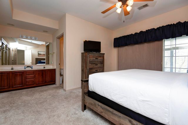 300 Glory Road Apt 4-1, Branson, MO 65616