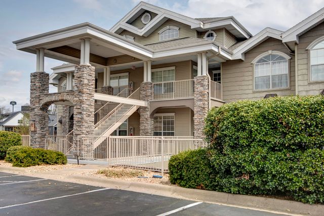 300 Glory Road Apt 4-1, Branson, MO 65616