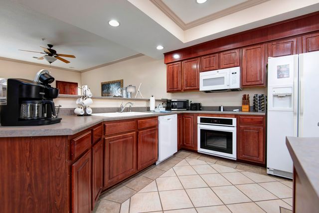 300 Glory Road Apt 4-1, Branson, MO 65616