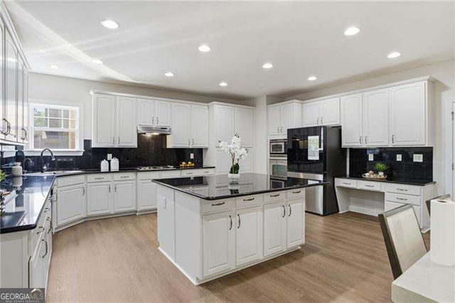 5420 Sandstone Court, Cumming, GA 30040