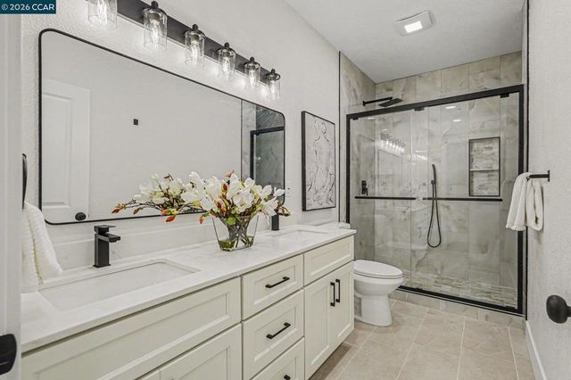 1172 Flowerwood Pl, Walnut Creek, CA 94598