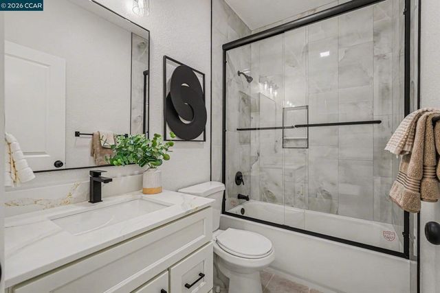 1172 Flowerwood Pl, Walnut Creek, CA 94598