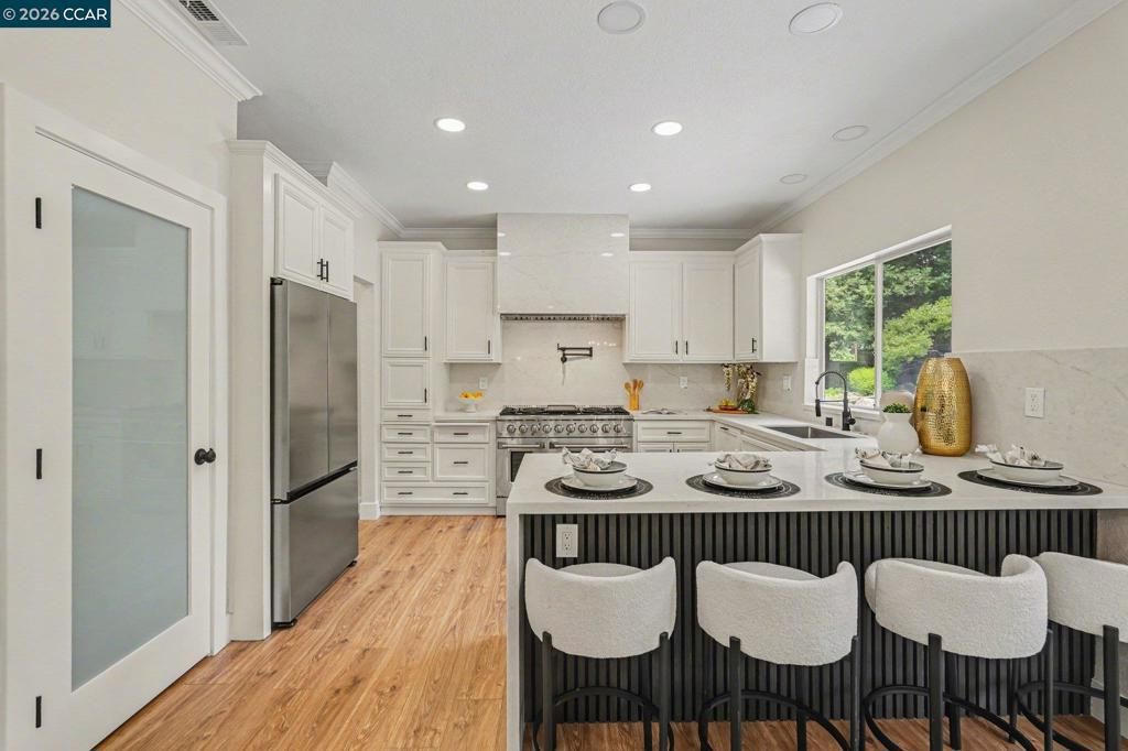 Image 10 of property listing at 1172 Flowerwood Pl, Walnut Creek, CA 94598