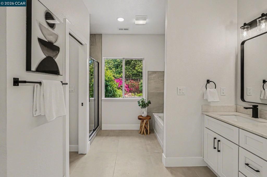 Image 19 of property listing at 1172 Flowerwood Pl, Walnut Creek, CA 94598