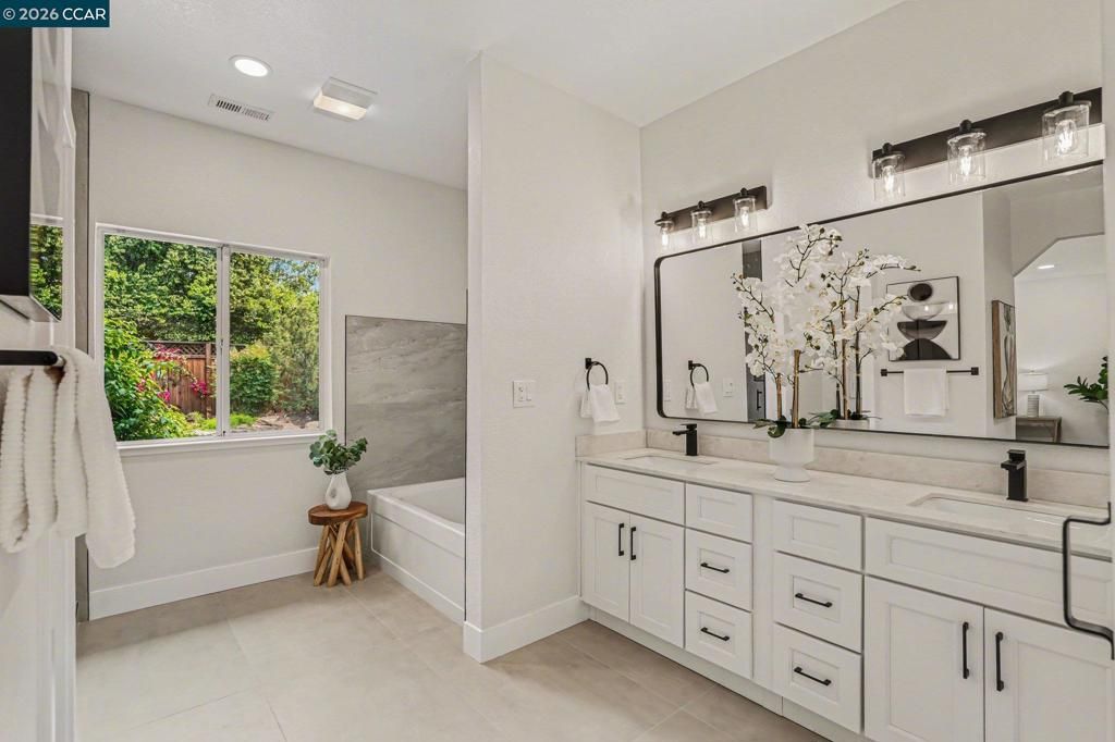 Image 20 of property listing at 1172 Flowerwood Pl, Walnut Creek, CA 94598