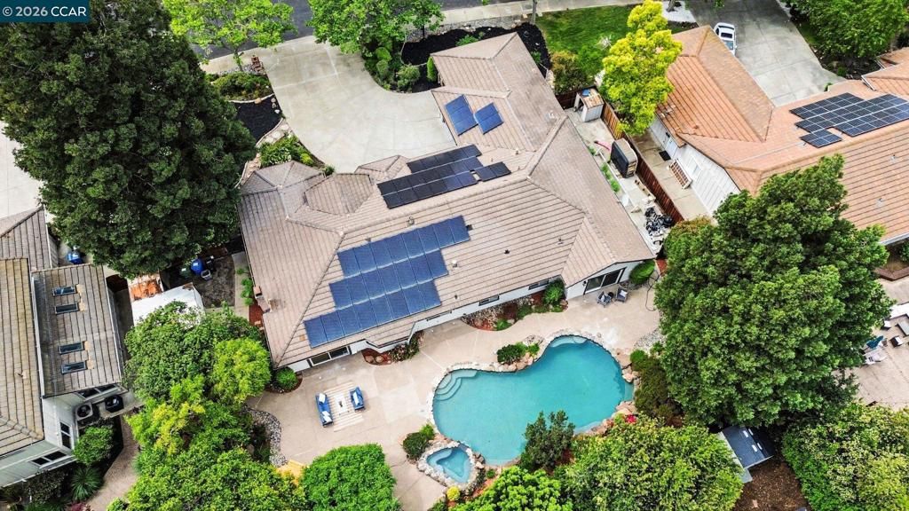 Image 33 of property listing at 1172 Flowerwood Pl, Walnut Creek, CA 94598