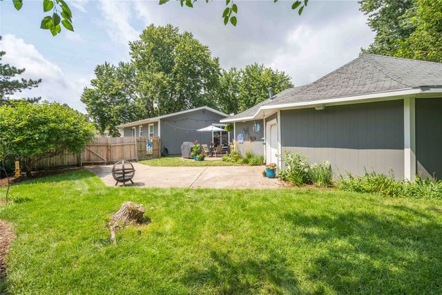 3214 Nixon Avenue, Ames, IA 50010