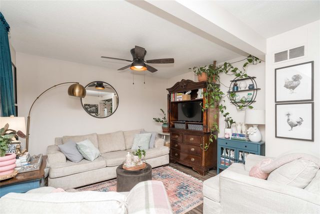 3214 Nixon Avenue, Ames, IA 50010
