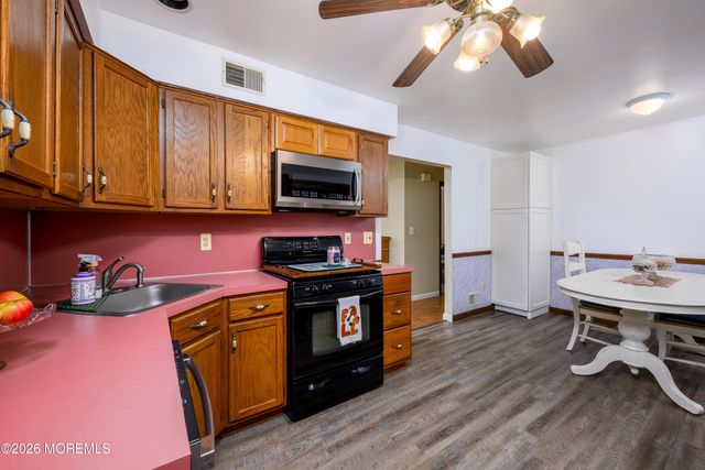 180 Gunwale Road, Manahawkin, NJ 08050