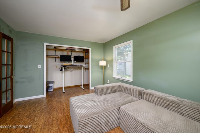 180 Gunwale Road, Manahawkin, NJ 08050