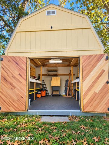 180 Gunwale Road, Manahawkin, NJ 08050
