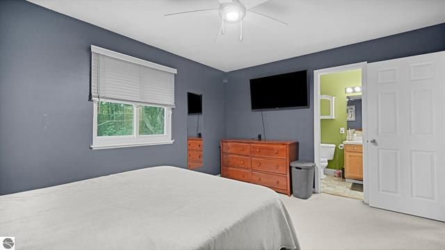 7015 Cedar Highlands Drive, Cedar Springs, MI 49319