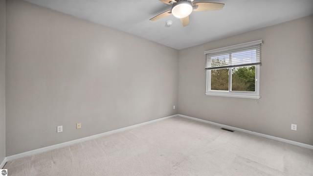 7015 Cedar Highlands Drive, Cedar Springs, MI 49319