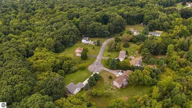 7015 Cedar Highlands Drive, Cedar Springs, MI 49319