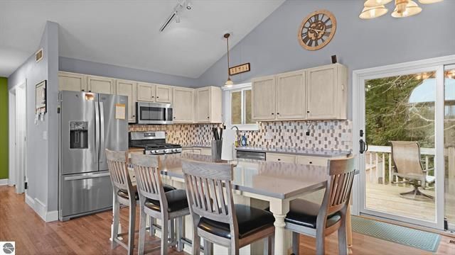 7015 Cedar Highlands Drive, Cedar Springs, MI 49319