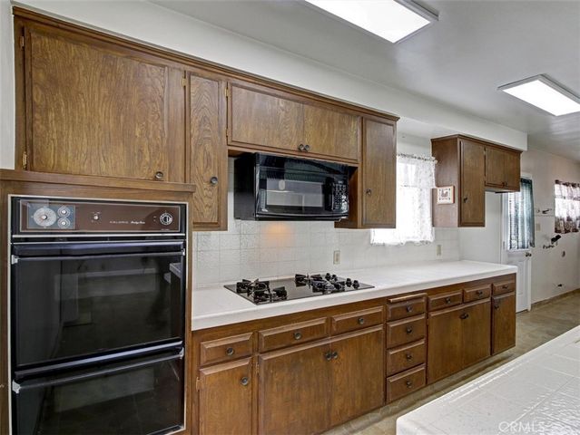 16613 Glenburn, Torrance, CA 90504