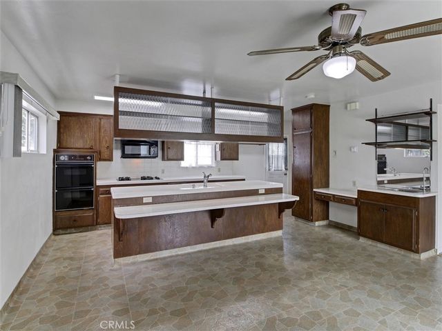 16613 Glenburn, Torrance, CA 90504