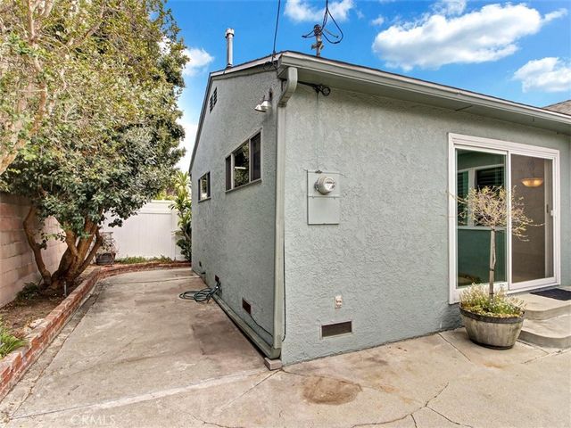 16613 Glenburn, Torrance, CA 90504