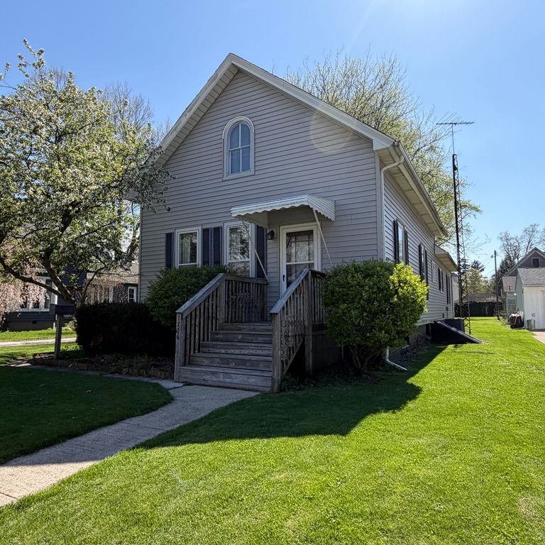1706 Monroe Street, La Porte, IN 46350