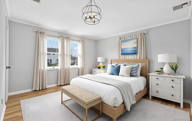 20 Albert Road, Amity Harbor, NY 11701