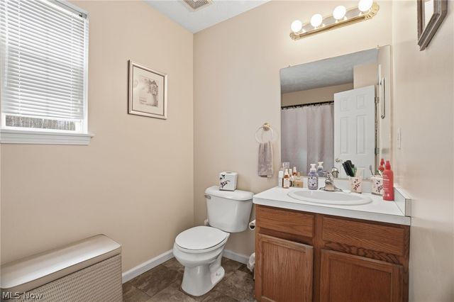 8047 Ravenna Road, Concord Twp, OH 44077