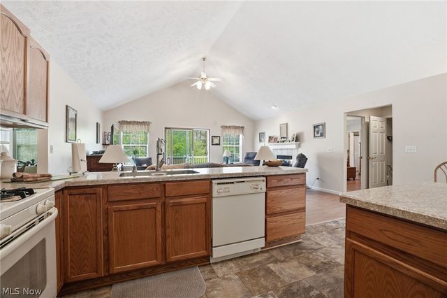 8047 Ravenna Road, Concord Twp, OH 44077