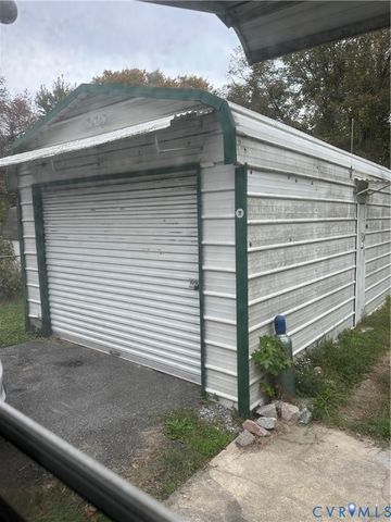 411 Elm St, Petersburg, VA 23803