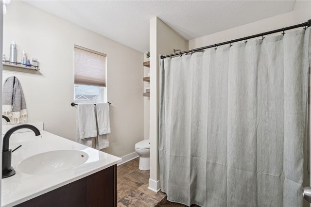 3306 Hawthorn Drive SW, Bondurant, IA 50035