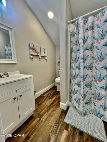 3600 Navy Boulevard D301, Panama City, FL 32408