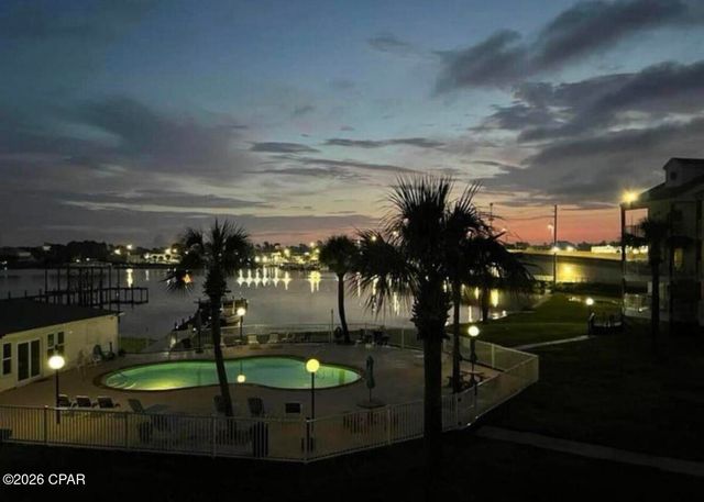 3600 Navy Boulevard D301, Panama City, FL 32408