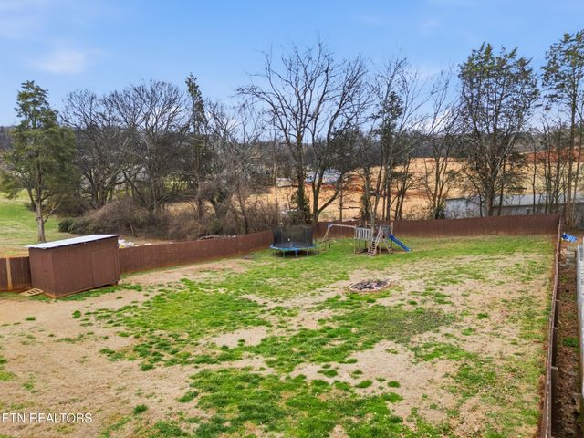 1513 John Sparks Drive, Friendsville, TN 37737