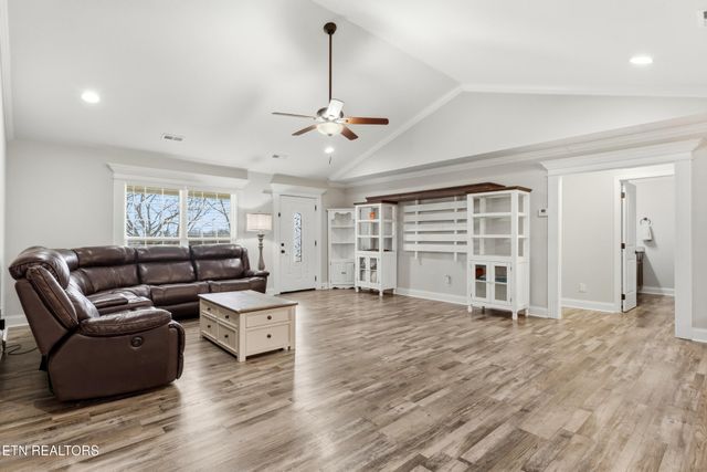 1513 John Sparks Drive, Friendsville, TN 37737