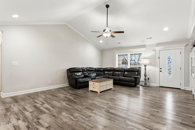 1513 John Sparks Drive, Friendsville, TN 37737