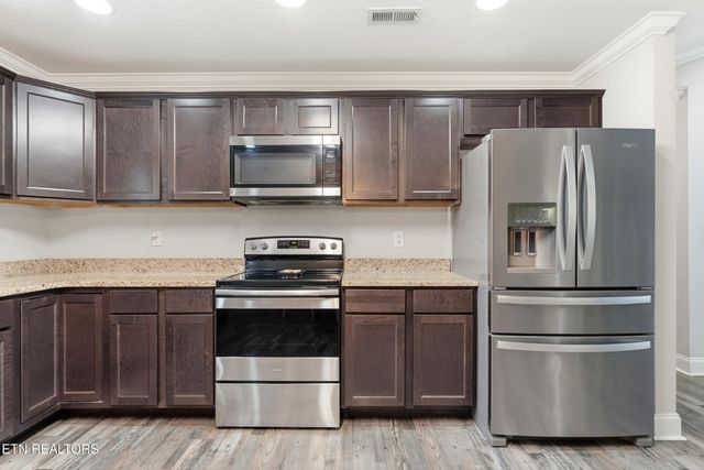 1513 John Sparks Drive, Friendsville, TN 37737