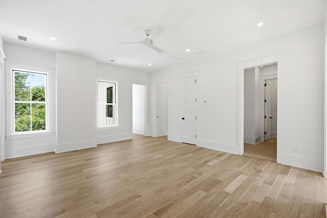 6 Vincent Drive, Mount Pleasant, SC 29464