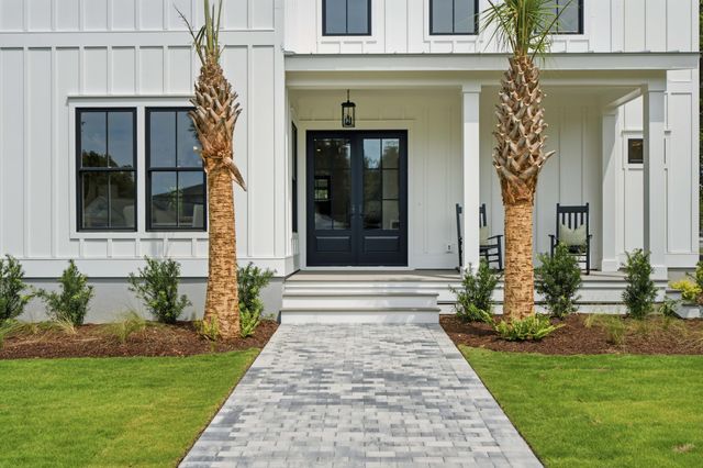 6 Vincent Drive, Mount Pleasant, SC 29464