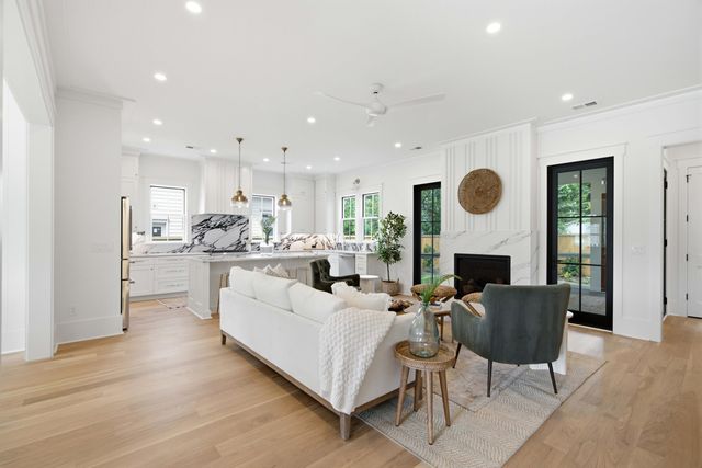 6 Vincent Drive, Mount Pleasant, SC 29464