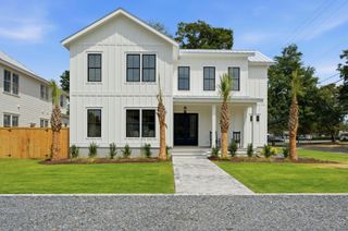 6 Vincent Drive, Mount Pleasant, SC 29464