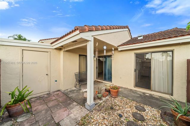 6442 NW 170th Ter, Hialeah, FL 33015