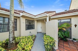 6442 NW 170th Ter, Hialeah, FL 33015