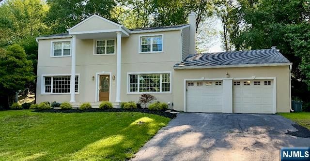15 Kings Court, Woodcliff Lake, NJ 07677