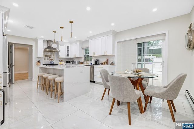 15 Kings Court, Woodcliff Lake, NJ 07677